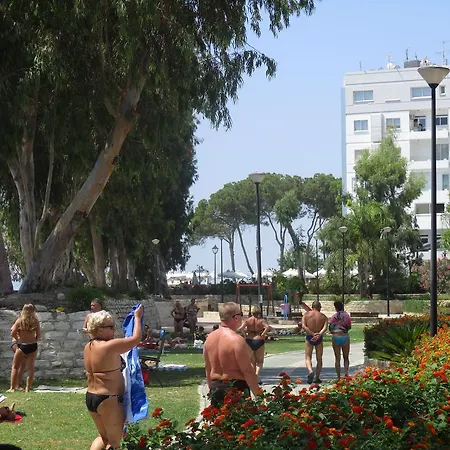 Lägenhet Galatex Beach Studio Limassol